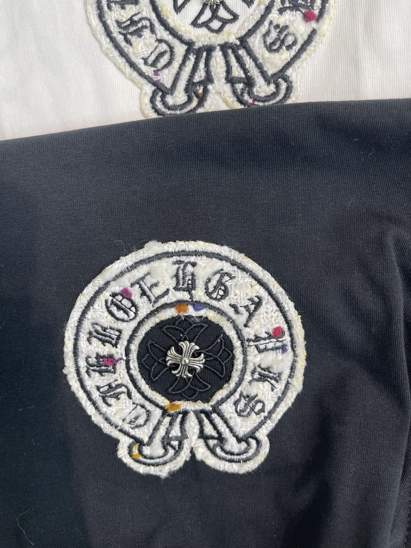 Women's short sleeves